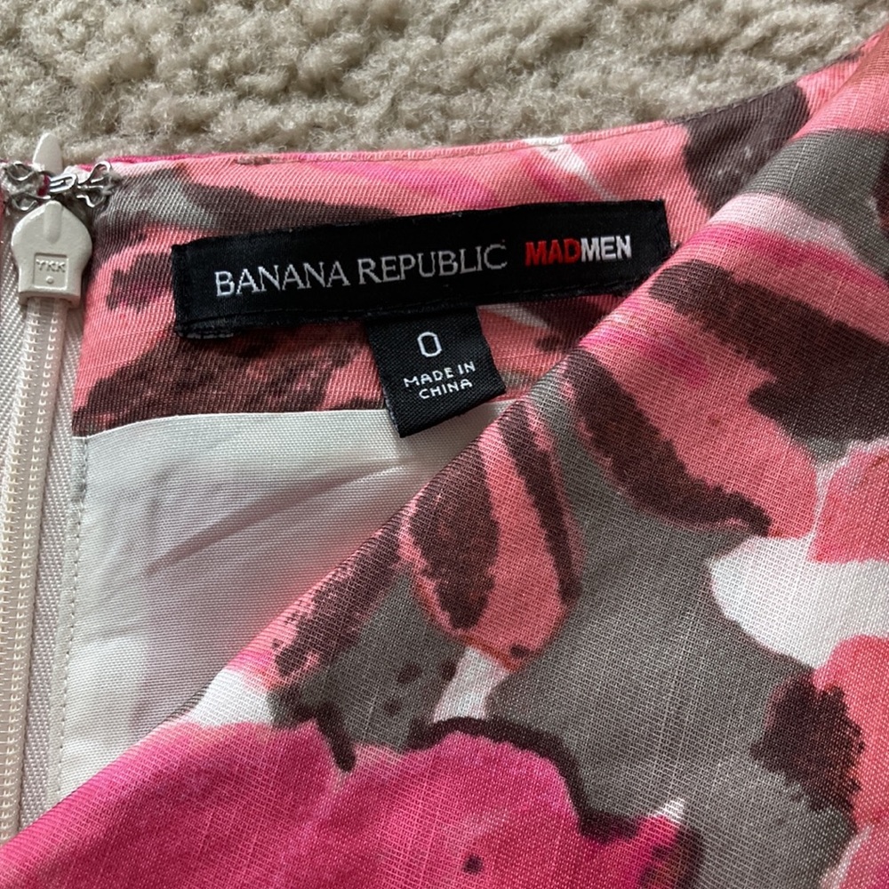 Banana Republic Mad Men Collection Floral Dress - Picture 7 of 7